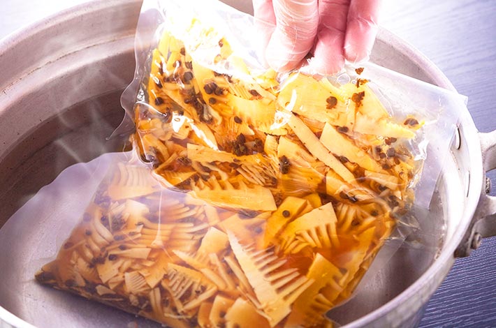 パック給食 (クックチル)